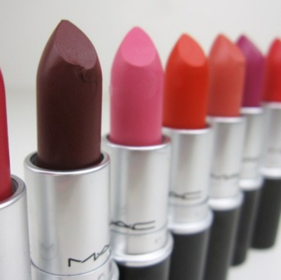 NIB-RETIRED, MAC On Hold Lipstick 214, Cremesheen Lipstick - Picture 9 of 13